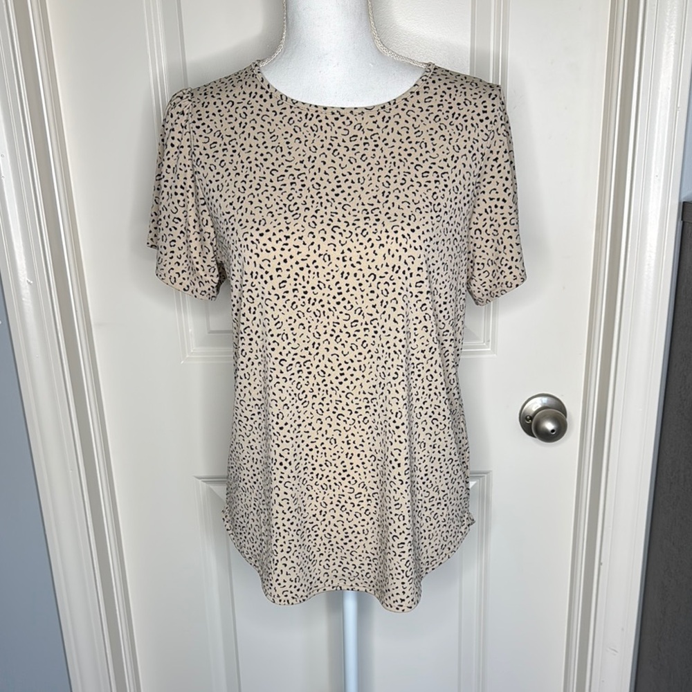 Banana Republic Leopard Print Women's Top size Medium